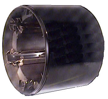 F032136894 - Pole housing