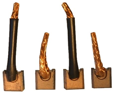 F032900262 - Carbon-Brush Set